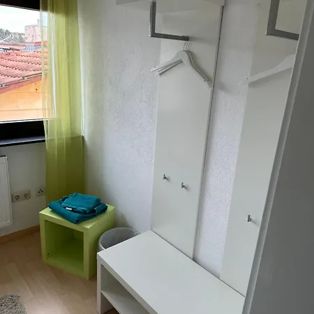 Klassisch Ruhig Und Vertrauensvoll