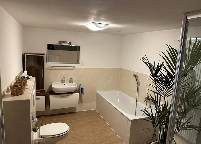 Klassisch Ruhig Und Vertrauensvoll منزل للإقامة